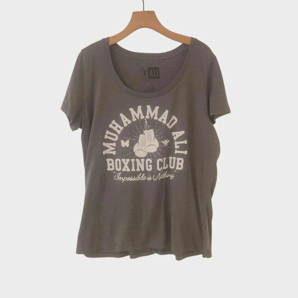 Muhammad Ali Boxing Clun T-Shirt Gray Graphic Print Womens Size 1 (Large)